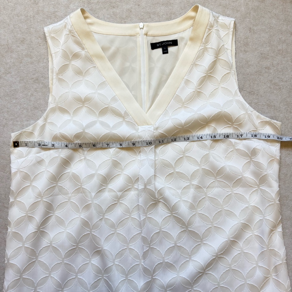 ST. JOHN Silk Blend Blouse Top Size L - Picture 8 of 10